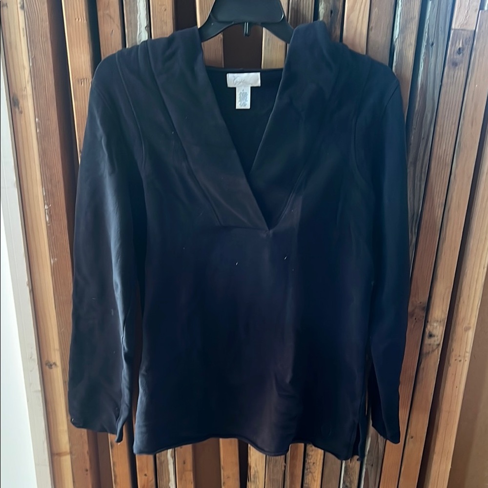 Elegant Black V-Neck Blouse
